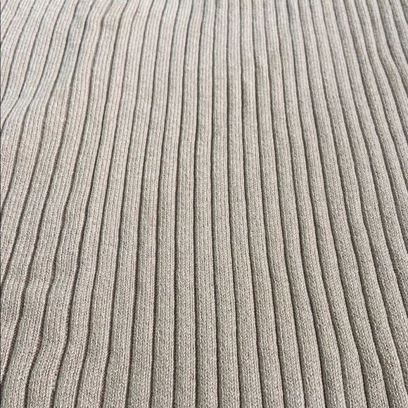 Banana Republic Oversized Sleeveless Sweater Poncho - Picture 13 of 13